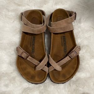 Birkenstock Yara Oiled Leather in Tobacco